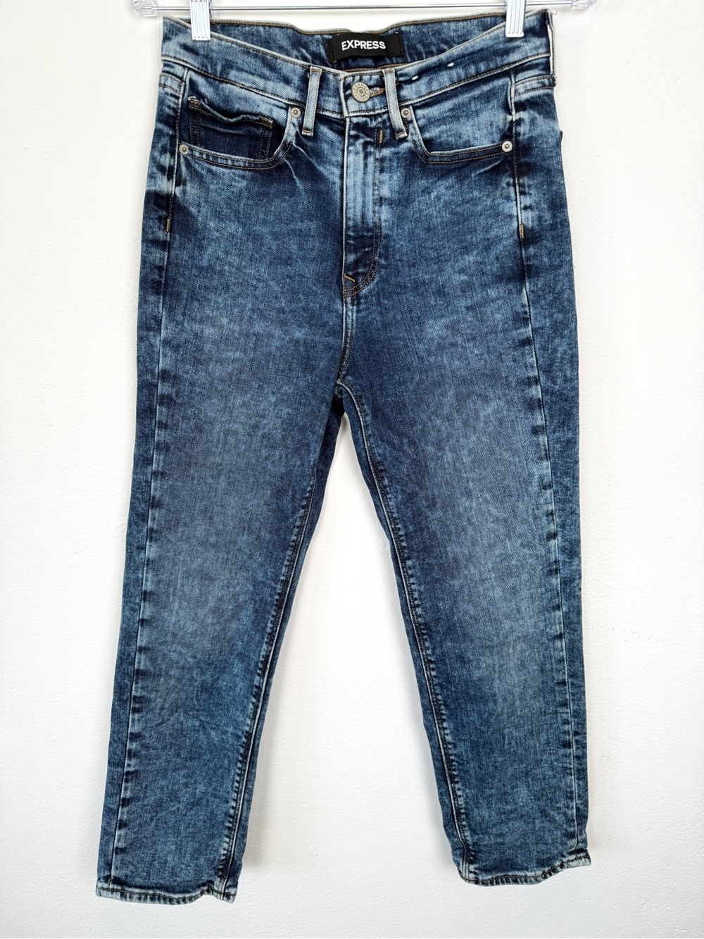 Express Size 4R Mom Jean Super High Rise Medium Wash Blue Denim Jeans